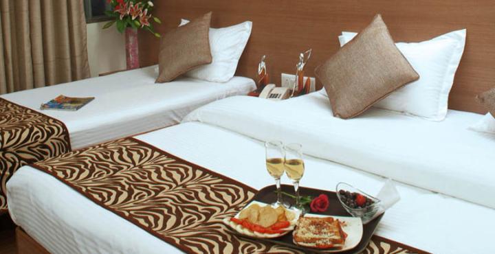Hostel Mumbai By Maharana Inn Esterno foto