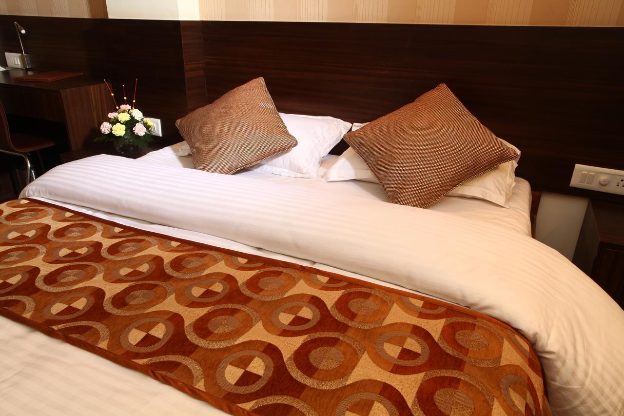 Hostel Mumbai By Maharana Inn Esterno foto