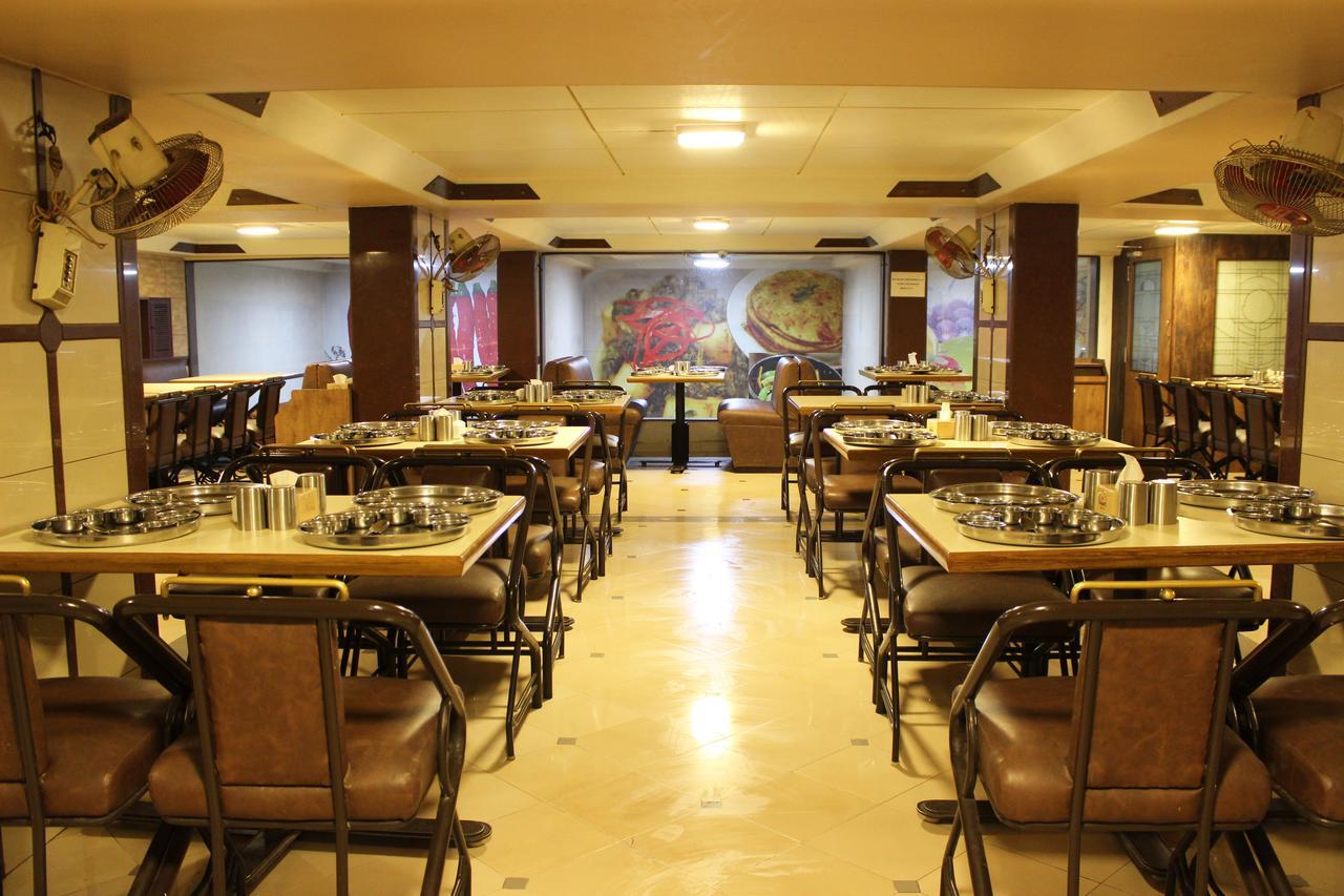 Hostel Mumbai By Maharana Inn Esterno foto