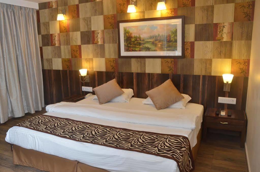 Hostel Mumbai By Maharana Inn Esterno foto