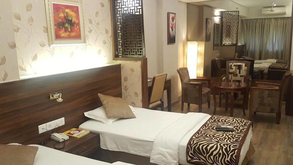 Hostel Mumbai By Maharana Inn Esterno foto